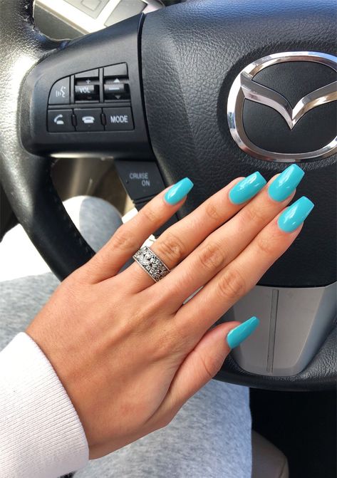 Neon Aqua Nails, Nails Acrylic Aqua Blue, Bright Solid Nail Colors, Short Bright Blue Nails, Nails With Solid Colors, Bahama Blue Nails, Bright Blue Summer Acrylic Nails, Solid Nail Color Ideas Coffin, Malibu Blue Nails