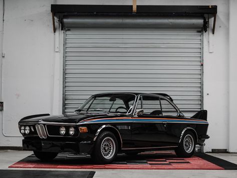 1972 BMW 3.0 CSL Classic Aston Martin, Bmw E9, Bmw M1, Bmw Classic, Car Designs, Lexus Cars, Bmw Motorcycles, Pebble Beach, Vroom Vroom