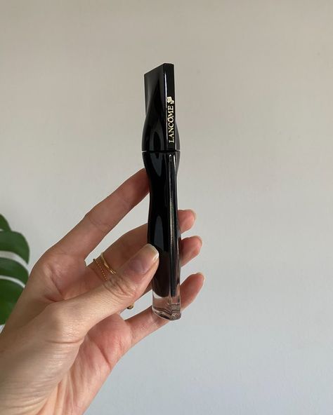 Lancôme LE 8 'Hypnôse Mascara Review: My New Go-To Formula Lancome Le 8 Hypnose Mascara, Lancôme Mascara, Lancome Mascara, Mascara Review, Black Pigment, Mascara Wands, Longer Eyelashes, Mascara Lashes, Natural Lashes