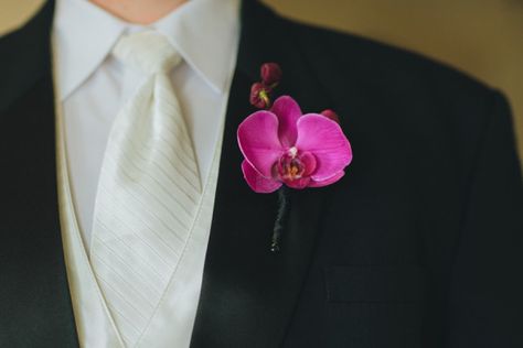 Orchid Boutineer, White Orchid Boutonniere Wedding, Groom Boutonniere Pink, Pink Orchid Boutonniere, Orchid Groom Boutonniere, Pink Orchid Wedding, Orchid Buttonhole, Purple Orchid Boutonniere, Boutineer Wedding