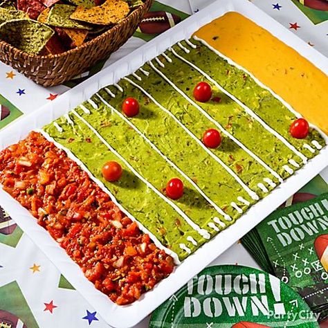 Football Food Ideas with Giveaway - Long Wait For Isabella Snack Stadium, Football Party Foods, Bowl Party Food, Football Snacks, Football Party Food, Tailgating Recipes, Superbowl Snacks, Super Bowl Party, Superbowl Party Food