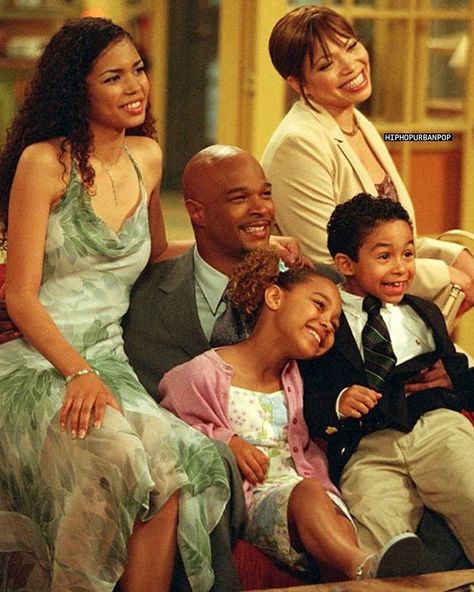 Nicole Freeman, My Wife And Kids, Jennifer Freeman, Black Sitcoms, 2000 Cartoons, Afrique Art, Meme Page, Vintage Television, Kids Tv Shows