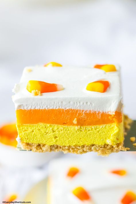 Corn Cheesecake, Thanksgiving Jello, Oreo Cookie Butter, Wishes And Dishes, Lush Dessert, Vanilla Oreo, Cheesecake Layer, Layered Dessert, Festive Desserts