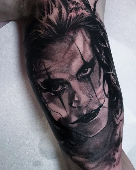 Eric Draven Tattoo, The Crow Movie Tattoo Ideas, The Crow Tattoo, Crow Mask, Eric Draven, Portrait Tattoos, Movie Tattoo, Crow Tattoo, Brandon Lee