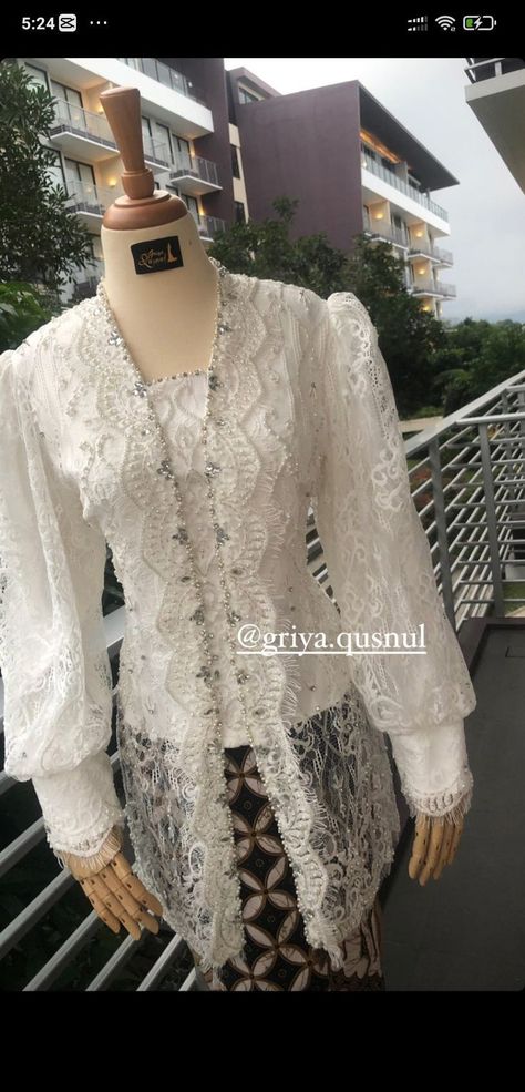 Kebaya Kondangan Hijab, Kebaya Wisuda Hijab Graduation, Model Kebaya Wisuda, Kebaya Wisuda Hijab, Kebaya Brukat, Model Dress Kebaya, Batik Dress Modern, Kebaya Wedding, Kebaya Modern Dress