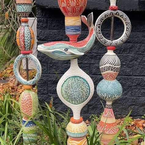 Jena Bedson | I have incorporated the techniques I teach in my online Layered Clay Vessel Workshop into this garden totem…..The possibilities are… | Instagram Pottery Garden Totems, Ceramic Totem Poles Garden Art, Garden Stacks, Sculpting Animals, Jena Bedson, Pottery Totems, Clay Totems, Pottery Totem, Painted Sticks Diy