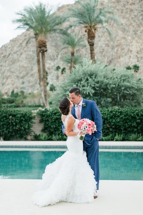 Poolside wedding photo idea Swimming Pool Wedding, Poolside Wedding, Wedding Photo Idea, Pool Poses, Pool Wedding, Star View, House Vibes, Pool Fashion, Shot List