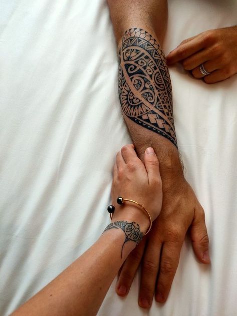 Hawaiian Arm Band Tattoo, Polynesian Forearm Tattoo Women, Hawaiian Back Tattoos For Women, Maori Tattoo Designs Men Sleeve, Polynesian Tattoo Designs For Women, Bicep Band Tattoo, Islander Tattoos, Symmetry Tattoo, Nomad Tattoo