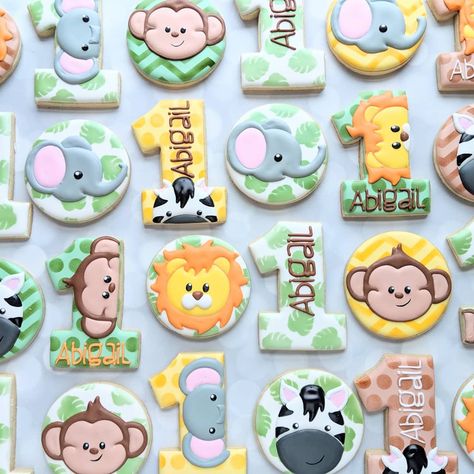 Noah's Ark Decorated Cookies, Zoo Cookies, Special Cookies, Safari Cookies, Baby Shower Safari Theme, Wild Party, Fondant Cupcake Toppers, Iced Sugar Cookies, Wild One Birthday Party