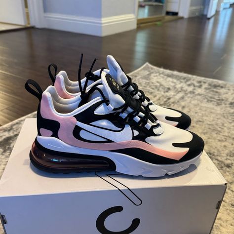 New In Box Nike Air Max React In Black, White And Coral. Women’s Size 8.5 Sneakers Size 8, Herachies Nike, Nike Air Max Shoes Women, Shoes For Girls Stylish, Nike Sneakers For Women, Neon Nike Shoes, Modern Entryway Ideas, Best Shoes For Women, Nike Shoes Photo