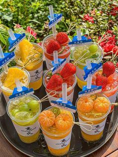 Recipes Juice, Smoothie Shop, Food Business Ideas, Vietnam Food, Fruit Shop, Juice Recipes, Pretty Drinks, Asian Desserts, Juice Bar