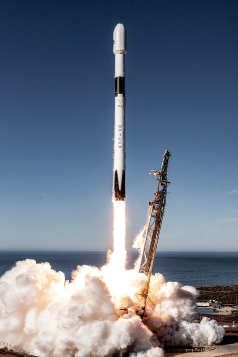 Nasa Rocket Launch, Virgin Galactic, Falcon 9 Rocket, Nasa Spacex, Spacex Rocket, Spacex Falcon 9, European Space Agency, Spacex Starship, Space Launch