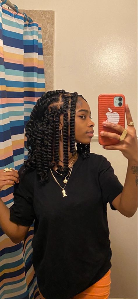 Short Weave Hairstyles Braids, Trending Hairstyles 2023 Women Braids, Short Braided Hairstyles For Black Women, African Hair Braiding Styles, Box Braids Hairstyles For Black Women, Cute Braided Hairstyles, Braids Hairstyles Pictures, Twist Braid Hairstyles, Protective Style