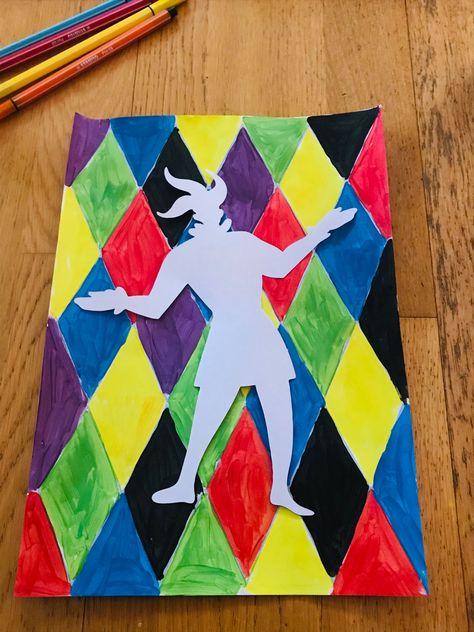 Un dessin chouette à faire et coloré pour le carnaval! À imprimer gratuitement sur le site. #carnaval #activitemanuelleenfant #kidsactivities #kidsactivity Decoration Carnaval, Diy Carnaval, Carnaval Diy, Mardi Gras Diy, Theme Carnaval, February Crafts, Sketch Comedy, Purim, Science For Kids