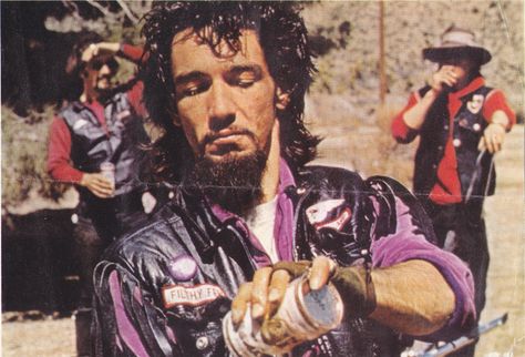 Winston of Oakland (1968) , during the filming of HA69. Sonny Barger, Hells Angles, Unique Outfit Ideas, Angel Wallpaper, Biker Lifestyle, Gang Member, Biker Gang, Dangerous Animals, Motorcycle Riding