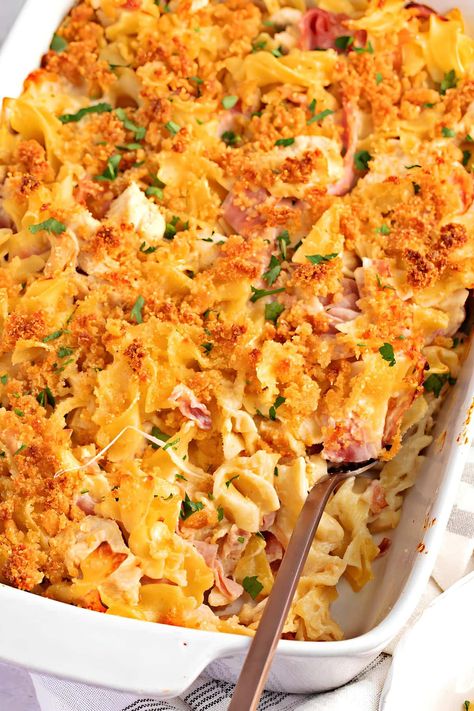 Easy Chicken Cordon Bleu Casserole Recipe - Insanely Good Easy Chicken Cordon Bleu Casserole, Chicken Cordon Bleu Casserole Recipe, Easy Chicken Cordon Bleu, Poppy Seed Chicken Casserole, Cordon Bleu Casserole, Chicken Cordon Bleu Casserole, Best Casseroles, Chicken Cordon, Chicken Cordon Bleu