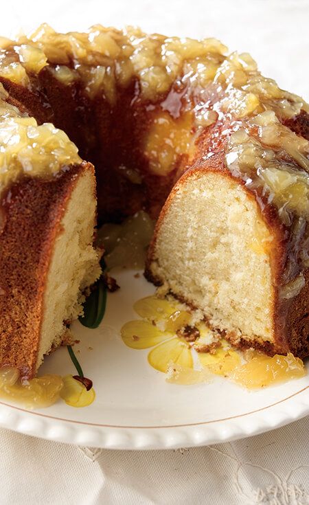 Pineapple Pound Cake Homemade, Pineapple Pound Cake Recipe, Pineapple Cream Cheese Pound Cake, Pineapple Bundt Cake, Pineapple Pound Cake, Best Pound Cake Recipe, Pineapple Dessert, Almond Pound Cakes, Pineapple Desserts