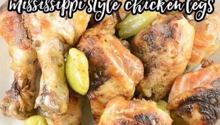 Crock Pot Chicken Legs {Mississippi Style} Crockpot Chicken Leg Recipes, Potluck Recipes Crockpot, Mississippi Chicken, Loose Meat Sandwiches, Bbq Chicken Legs, Slow Cooker Chicken Thighs, Chicken Leg Recipes, Chicken Drumstick Recipes, Drumstick Recipes