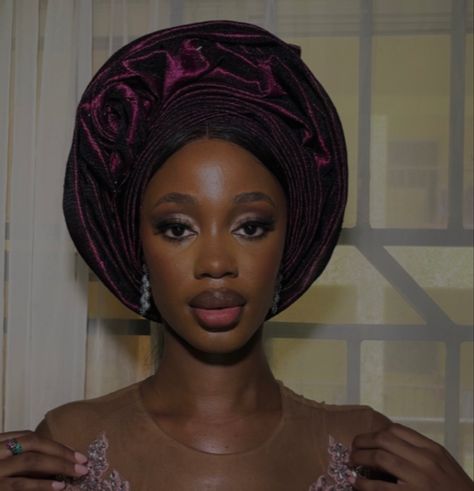 Traditional gele style Gambian Clothes, Latest Gele Styles, Nigerian Gele, Gele Styles, Asoebi Style, Nigerian Dress, Chelsea Wedding, African Inspired Clothing, Aso Ebi Styles