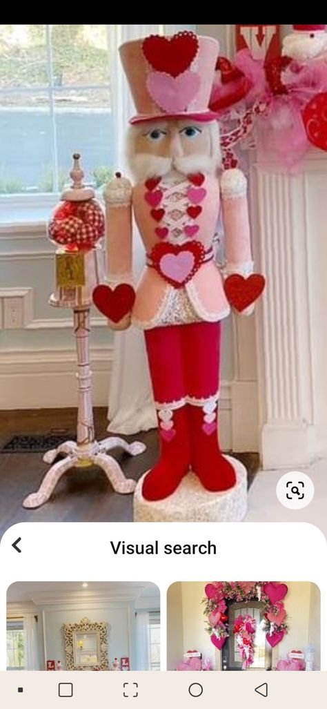 Valentine Nutcracker Diy, Valentines Nutcracker, Valentine Nutcracker, Nutcracker Diy, Wonderland Room, Valentine Wreaths, Nut Crackers, Nutcracker Christmas Decorations, Christmas Cutouts