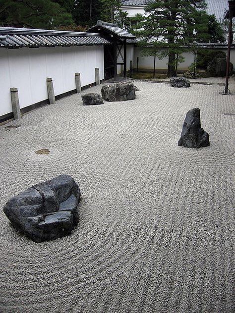 Sand Garden Zen, Good Ritual, Japanese Sand Garden, Zen Garden Sand, Zen Sand, Zen Sand Garden, Urbane Bronze, Sand Garden, Japanese Garden Landscape