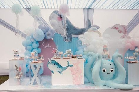 Sea Animals Party, Sea Birthday Party Decorations, Sea Birthday Party Ideas, Oneder The Sea, Birthday Under The Sea, Ocean Theme Birthday, Whale Theme, Farm Theme Birthday, Baby First Birthday Cake