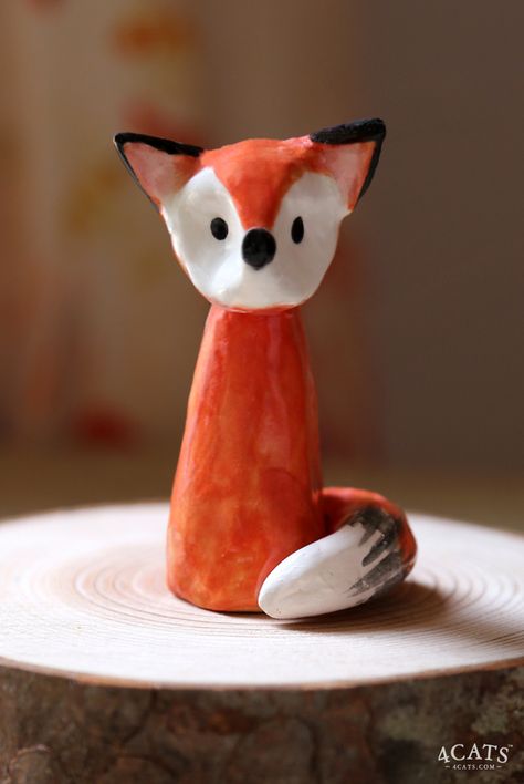 Clay Fox: Design and build a clay fox sculpture! Use professional art supplies to create your miniature masterpiece while learning fun hand-building and glazing techniques. Clay Fox, Clay Art For Kids, Ceramic Fox, Clay Projects For Kids, Itsekovettuva Savi, Easy Clay Sculptures, Professional Art Supplies, Clay Crafts For Kids, Kids Clay