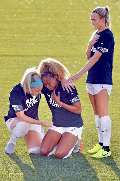 Rachel Hill, Angel City Fc, Julie Ertz, Soccer Women, Usa Soccer Women, Red Stars, Usa Soccer, Womens Football, National Anthem