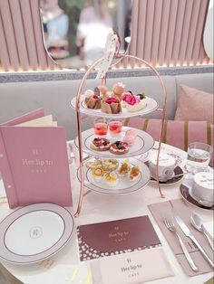 Flower Cafe, Pink Cafe, English Tea Party, Bakery Design Interior, Pink Food, Aesthetic Books, Lunch Room, Afternoon Tea Parties, Bakery Design