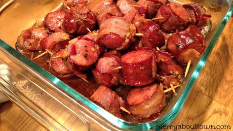 Slow Cooker Glazed Bacon Wrapped Sausage - MerryAboutTown Sausage Slow Cooker, Bacon Wrapped Sausages, Sausage Bites, Sausage Appetizers, Slow Cooker Appetizers, New Years Appetizers, Bacon Sausage, Slider Recipes, Andouille Sausage