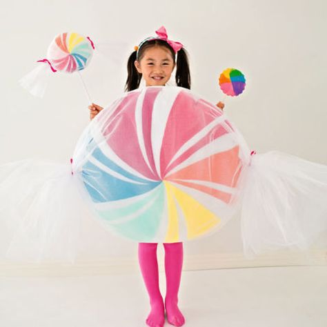 There's not a superhero or a ballerina in the bunch! Dot Candy Costume, Mid Fit Toys Dyi Costumes, Toy Costume For Kids, Candyland Kids Costume, Toy Costumes For Kids, Lollipop Costume, Halloween Diy Kids, Food Halloween Costumes, Candy Costume