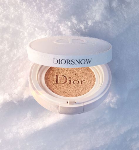 Diorsnow UV Shield Cushion: On-the-Go Skincare Foundation | DIOR Dior Garden, Sustainable Beauty, Cushion Foundation, Hydrated Skin, Dior Beauty, Christmas Wine, Fine Watches, Men's Beauty, Shoes Heels Pumps