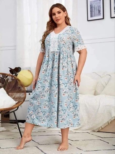 Dress For Middle Aged Women, Girls Cotton Dresses, Adaptive Clothing, How To Dress A Bed, Night Dress For Women, Ladies Gown, Plus Size Fashion For Women, Lace Insert, Nightgowns