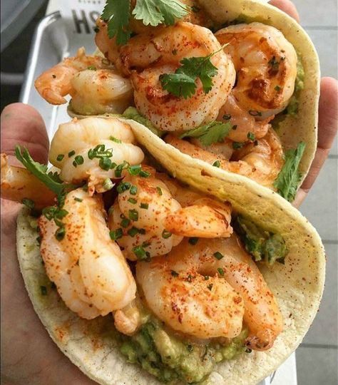 @ItsFoodPorn : Shrimp Tacos. https://t.co/jqtdmIEEP0 Mission Zero Carb Tortilla, Zero Carb Tortilla, Tacos Aesthetic, Fajita Ingredients, Tortilla Recipes, Shrimp Fajitas, Zero Carb, Tout Est Possible, Fajita Recipe