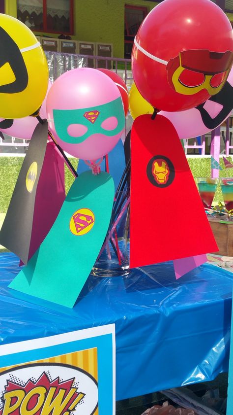 Superhero party favours Marvel Birthday Party Decorations, Avengers Theme Birthday, Super Hero Activities, Superhero Balloons, Superhero Party Decorations, Superhero Party Favors, Marvel Birthday Party, Superhero Decorations, Marvel Party