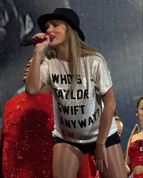 Eras Tour Red, Taylor Swift Street Style, Red Era, Gender Inequality, Sleep Over, Celebrity Style Inspiration, Golden Dress, Taylor Swift The Eras Tour, Celebrity Engagement Rings