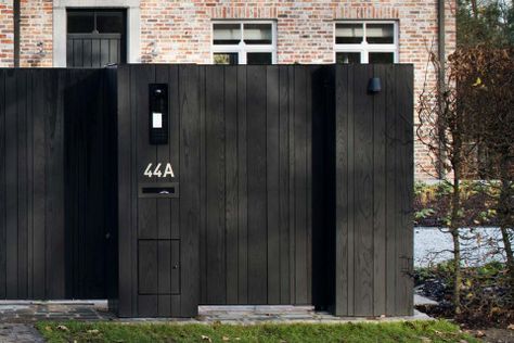 Modern Wood Driveway Gate, Black Wooden Gates Driveway, Sliding Wooden Gates Courtyard, Sliding Driveway Wooden Gates, Oak Gates Driveway, Garden Gate, Wooden Garden Gate, Timber Gates, Home Gate Design