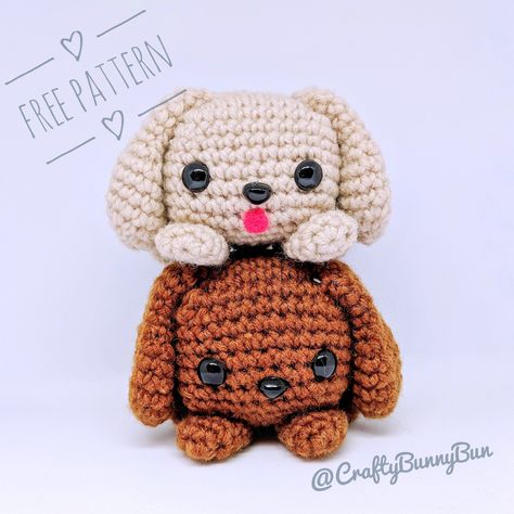 A free amigurumi pattern to make a cube puppy dog. Very easy and simple to make