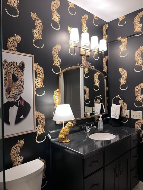 Leopard Wallpaper Bedroom, Glam Goth Decor, Leopard Bathroom, Leopard Print Bathroom, Animal Print Office, Glamour Room, Animal Print Bathroom, Animal Print Rooms, Animal Print Decor