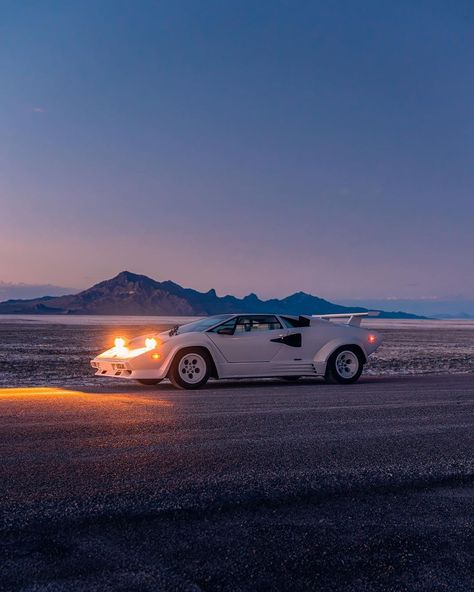 It looks like the Countach has reached the mars. That's such an unreal view. By @alexpenfold and owner @stradman #lamborghini #countach #cars #iconiclambo #classiccar #cars #automotive Lamborghini Countach Aesthetic, Lambo Countach, 28th Anniversary, Cars Jeep, Dream Cars Jeep, Lamborghini Cars, Lamborghini Countach, Cars And Coffee, Super Car