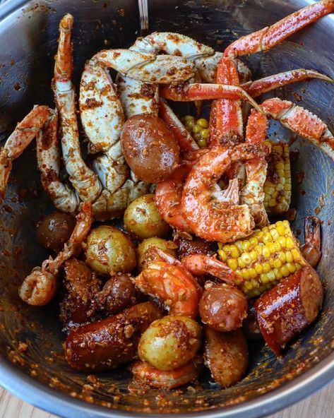 Garlic Seafood Boil, Seafood Boil Recipe, Boil Recipes, Seafood Boil Recipes, Spiced Butter, Boiled Food, Dungeness Crab, Food Seafood, Seafood Boil