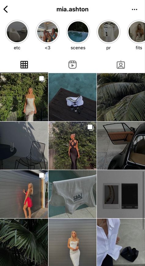 instagram aesthetic feed moody feed aesthetic green feed aesthetic Social Media Feed Aesthetic, Moody Instagram Aesthetic, Instagram Page Aesthetic, Ig Feed Ideas Layout, Moody Instagram Feed, Ig Feed Aesthetic, Insta Feed Ideas Aesthetic, Aesthetic Instagram Feed Ideas, Insta Feed Aesthetic