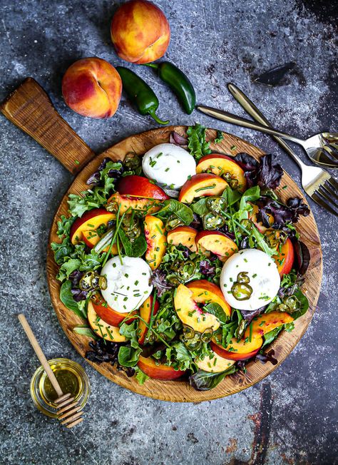 Sweet, savory, and a little spicy...this juicy peach and burrata salad is summer on a plate. Peach And Burrata, Honey Lime Vinaigrette, Mesclun Salad, Salad Recipes Healthy Easy, Burrata Salad, Juicy Peach, Lime Vinaigrette, Peach Salad, Healthy Family Dinners