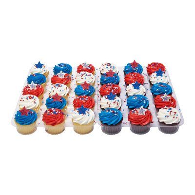 Patriotic Cupcakes, 30 ct. - Sam's Club 4th Of July Cupcakes, Patriotic Cupcakes, Patriotic Cake, Chocolate Transfer Sheets, Patriotic Food, Patriotic Desserts, Sweet Cooking, 4th Of July Desserts, Cupcake Recipes Chocolate