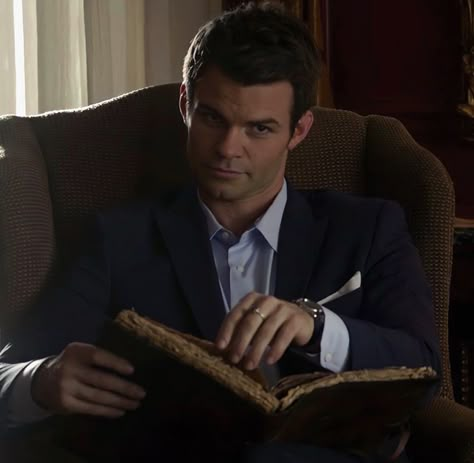 Elijah Vampire Diaries, Elijah Mikaelson, Davina Claire, Word Count, Vampire Diaries Funny, Daniel Gillies, Original Vampire, Mystic Falls, I Have A Crush