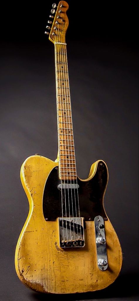 Fender Relic, Yellow Guitar, Vintage Telecaster, Electric Guitar Design, Guitar Obsession, Stratocaster Guitar, Fender Electric Guitar, Telecaster Guitar, Guitar Pics