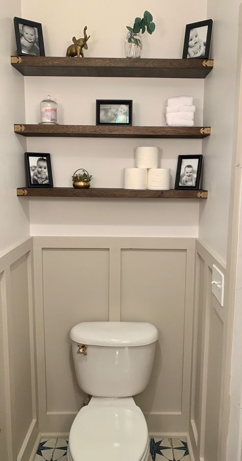 Bathroom Toilet Nook Ideas, Shelves In Toilet Room, Shelves In Half Bath, Powder Bath Shelves, Toilet Room Ideas Panelling, Powder Rooms 2022, Farmhouse Downstairs Toilet, Water Room Bathroom Decor, Powder Bathroom Shelves