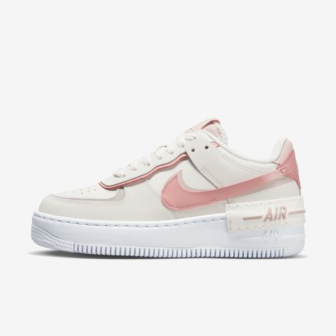 Everything you love about the AF1—but doubled! The Air Force 1 Shadow puts a playful twist on a hoops icon to highlight the best of AF1 DNA. With 2 eyestays, 2 mudguards, 2 backtabs and 2 Swoosh logos, you get a layered look with double the branding. Peach Air Force 1, Nike Air Force 1 Shadow Pink, Nike Shoes Women Trendy, Aesthetic Nike Shoes, Nike Pink Shoes, Tenis Air Force, Nike Air Forces, Nike Shoes Women Fashion, Tenis Nike Air