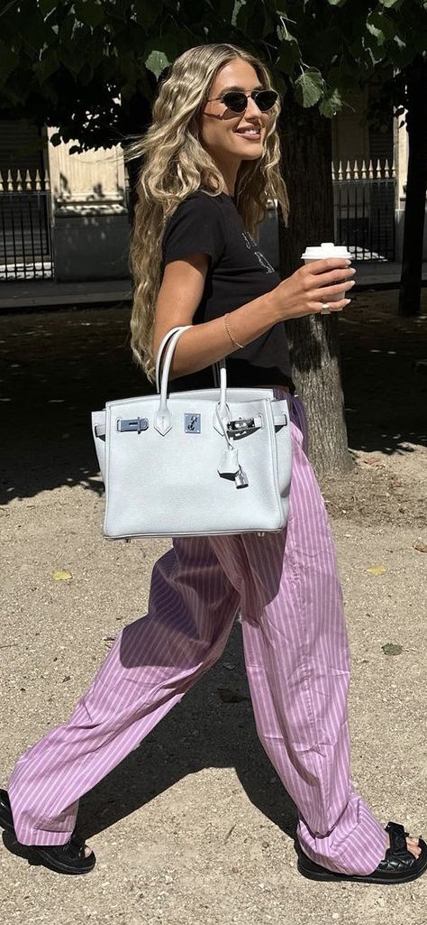 Emili Sindlev Style 2023, Emily Sindlev Style, Emili Sindlev Style, Street Style 2023, Emili Sindlev, Street Style Parisian, Summer Ootd, Style 2023, Ootd Summer