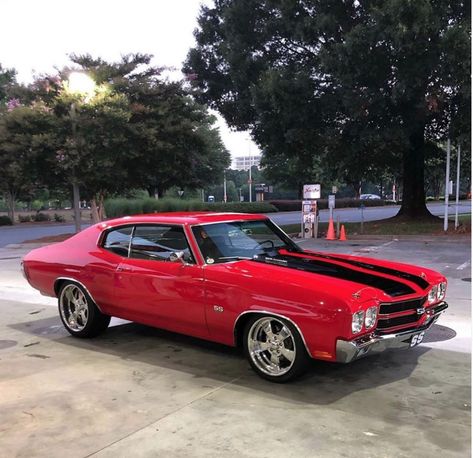 1970 Chevy Chevelle, 1972 Chevelle Ss, Chevrolet Chevelle 1969, Chevy Chase 70s, Old Chevy, 1966 Chevelle For Sale, 1966 Chevelle Convertible, Chevy Chevelle Ss, Chevy Ss